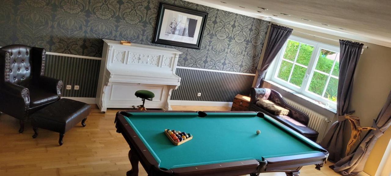 Stilvolles Apartment "Romantic" Neukirchen vorm Wald Bagian luar foto