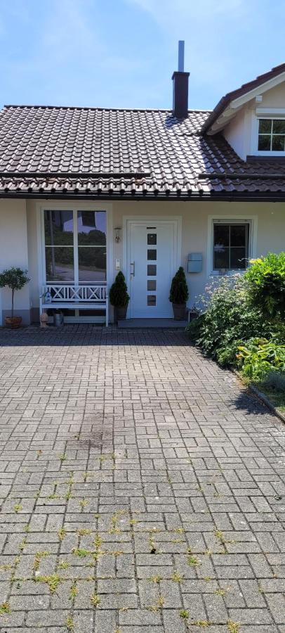 Stilvolles Apartment "Romantic" Neukirchen vorm Wald Bagian luar foto